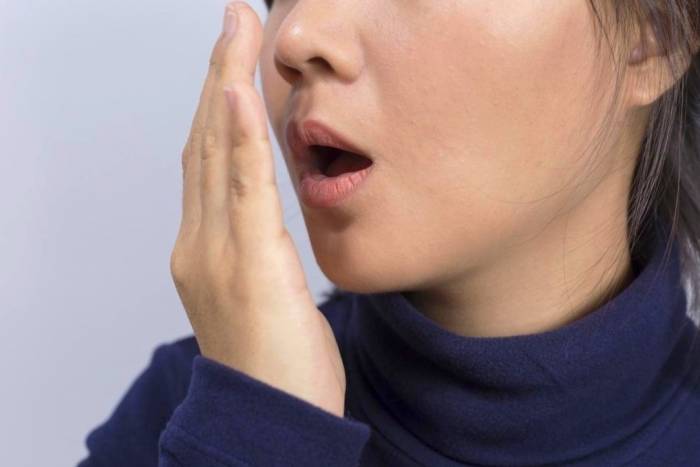 بوی بد دهان